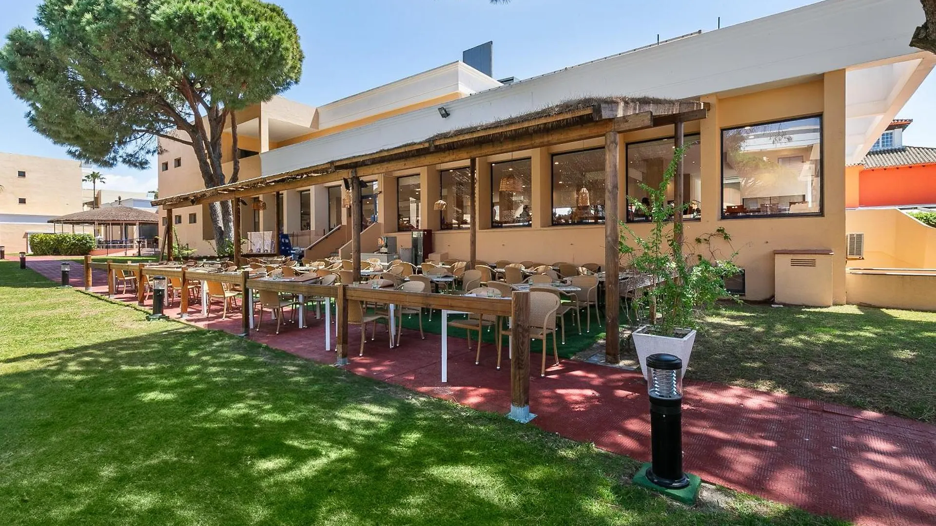 Sol Sancti Petri Aparthotel Chiclana de la Frontera