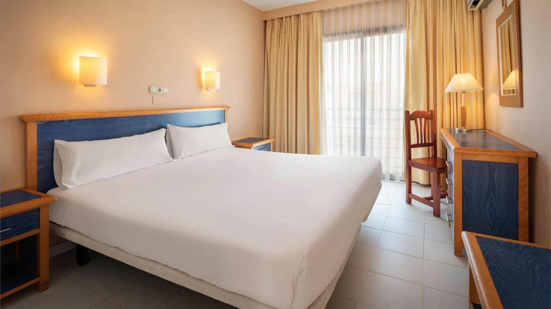 Sol Sancti Petri Aparthotel Chiclana de la Frontera