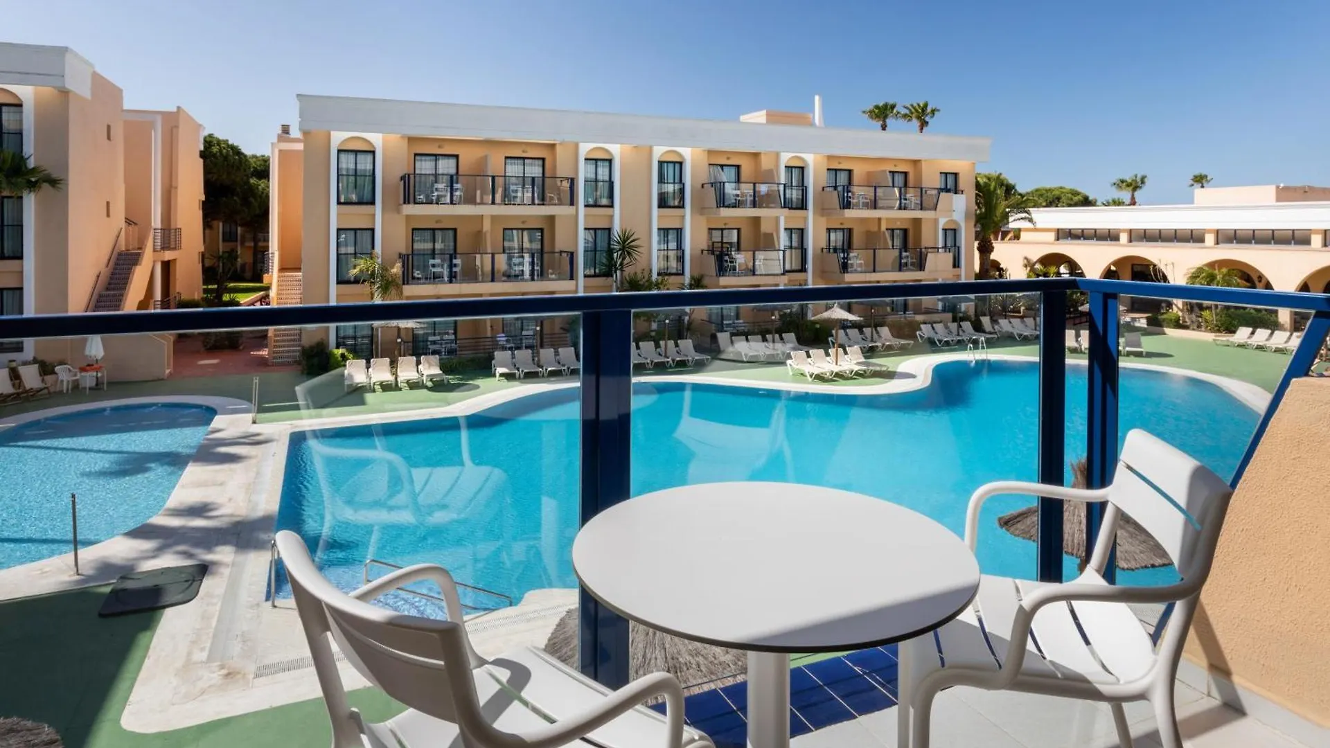 Sol Sancti Petri Aparthotel Chiclana de la Frontera España