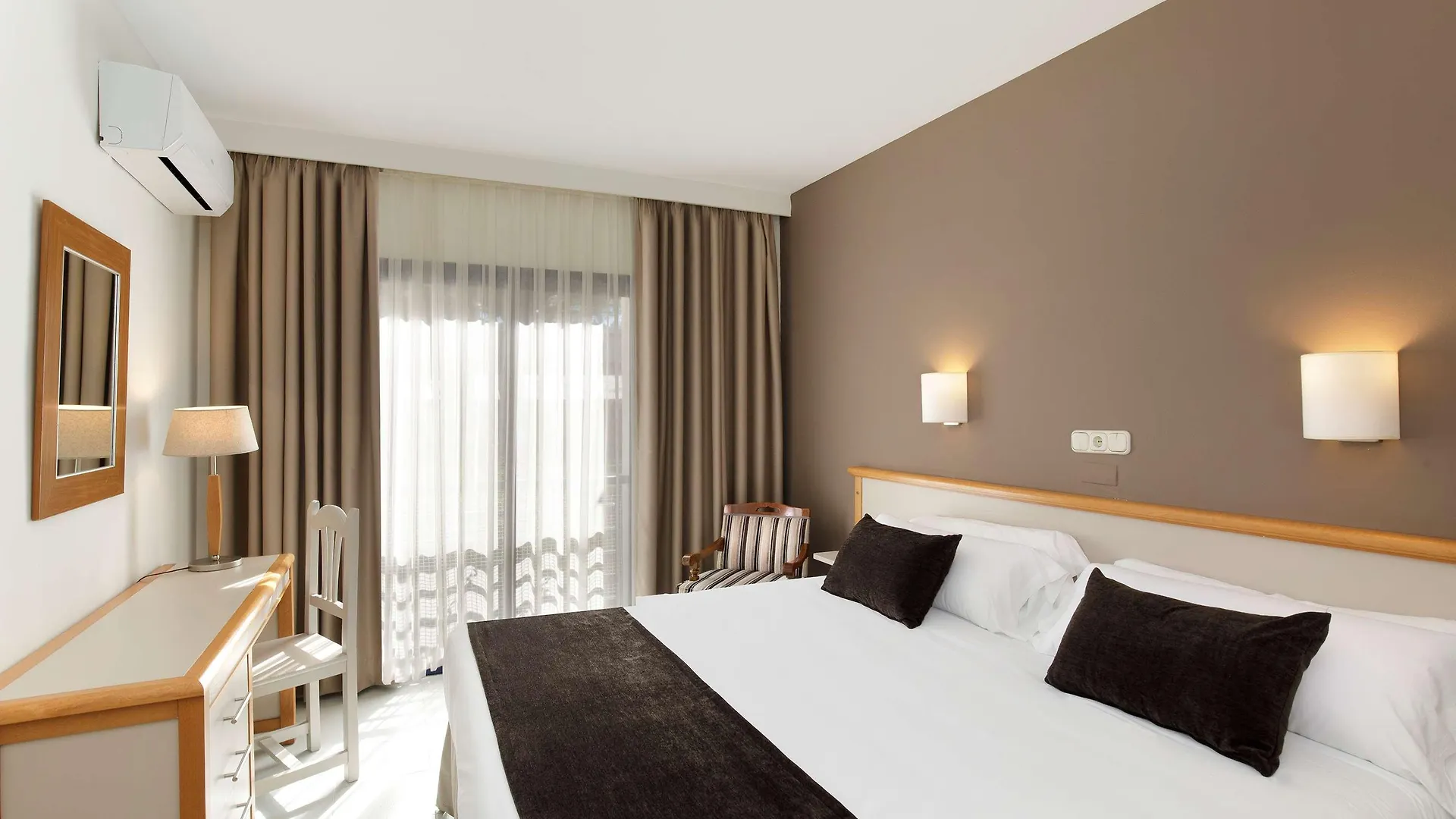 Sol Sancti Petri Aparthotel Chiclana de la Frontera 3*,