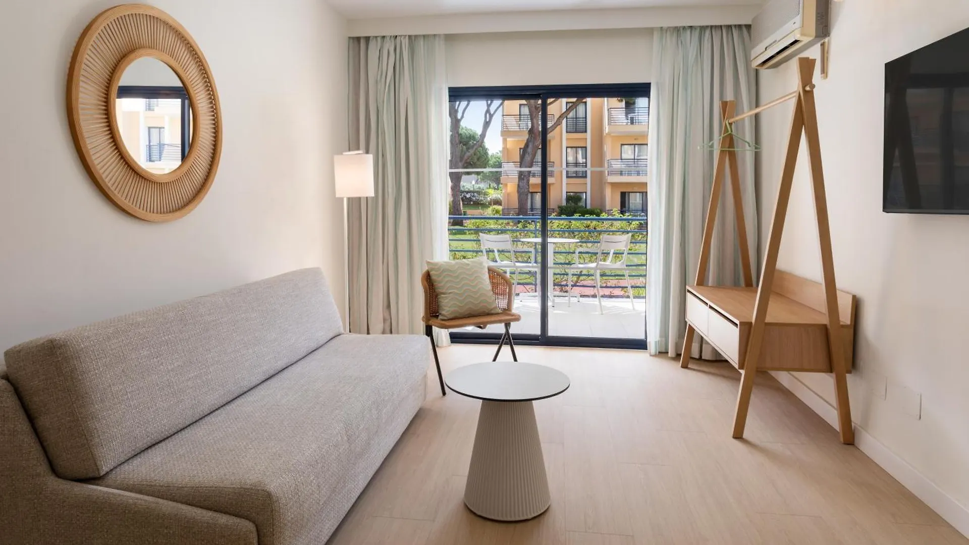 Sol Sancti Petri Aparthotel Chiclana de la Frontera 3*,